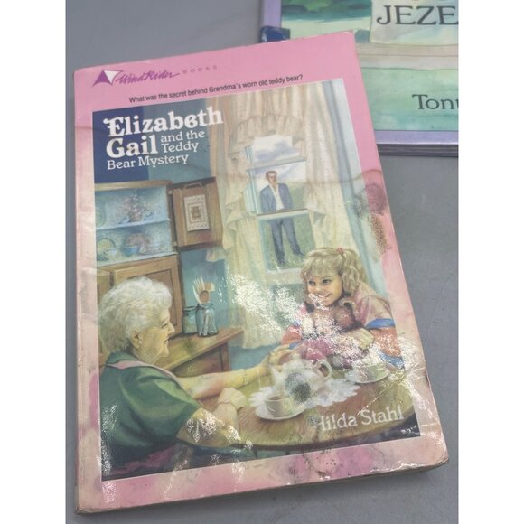 lot of 6 kids books 4 chapter 2 younger varied ages mystery frogs READ - Picture 5 of 7